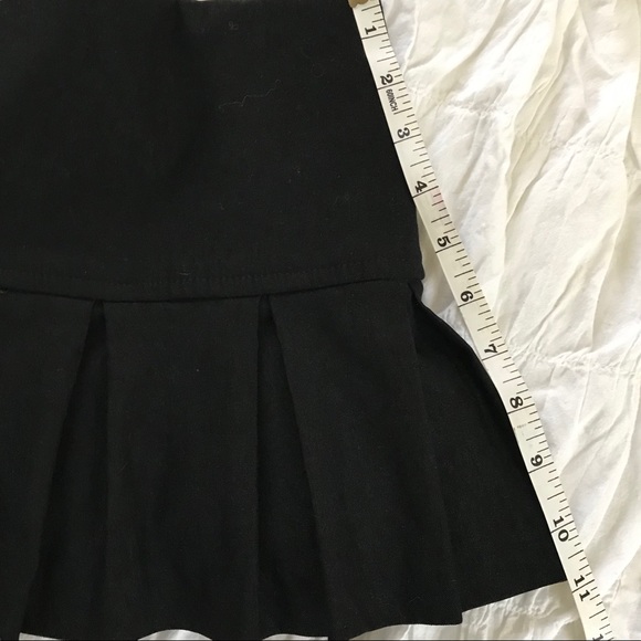 Black Mini Skirt Size XS - Picture 2 of 3
